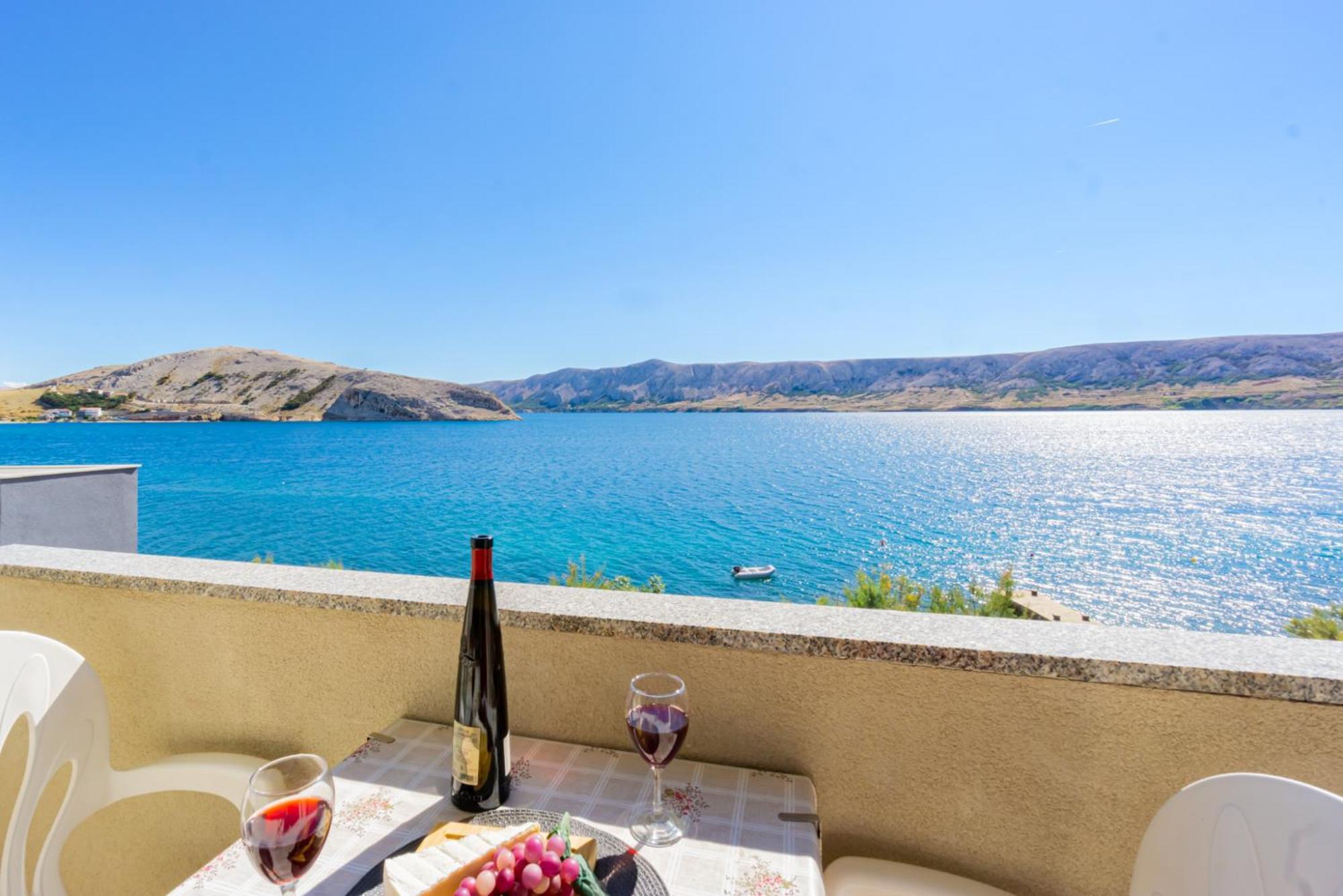 Galinec With Mountain And Seaview Apartment Metajna Room photo
