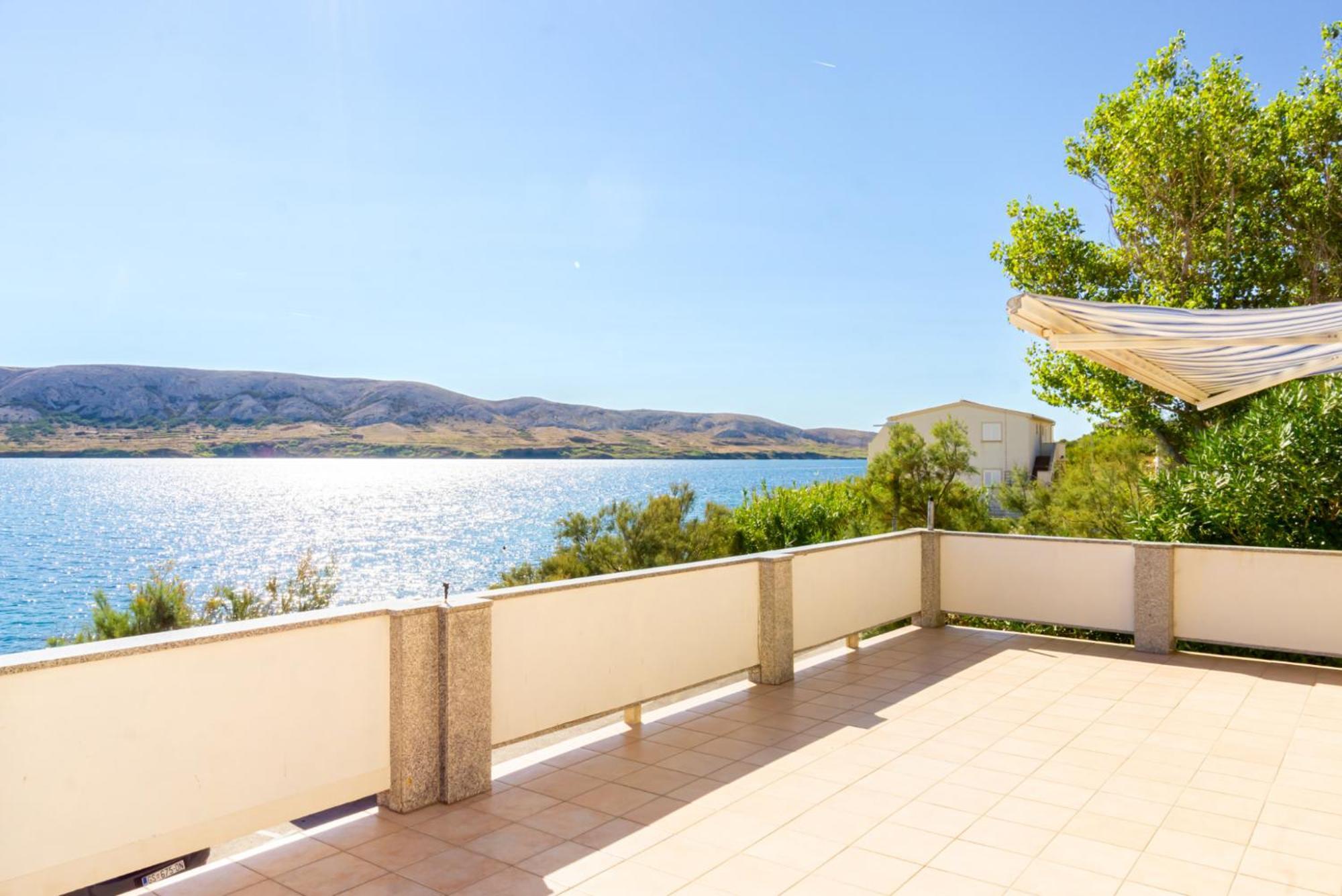 Galinec With Mountain And Seaview Apartment Metajna Room photo